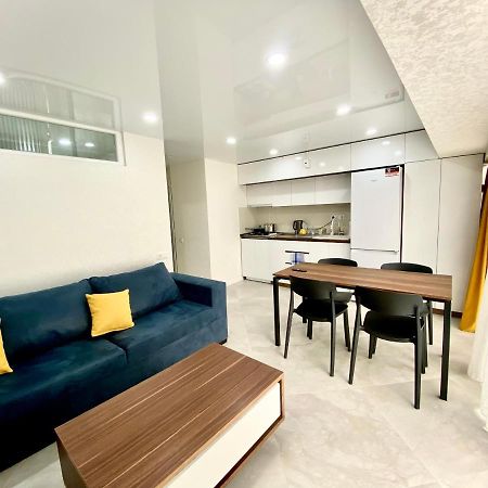 Gss - A Apartment Tbilisi Exteriör bild