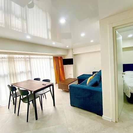 Gss - A Apartment Tbilisi Exteriör bild